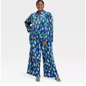 Blue and Green Floral Plisse Pants